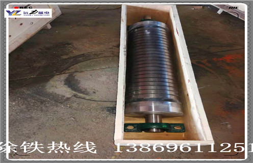 干式磁選機(jī)，多滾筒干式磁選機(jī)出現(xiàn)被異物擊穿時(shí)怎么處理？_鐵礦錳礦干式磁選機(jī)_多滾筒干式磁選機(jī)出現(xiàn)被異物擊穿時(shí)怎么處理？工作視頻皮帶及結(jié)構(gòu)價(jià)格 