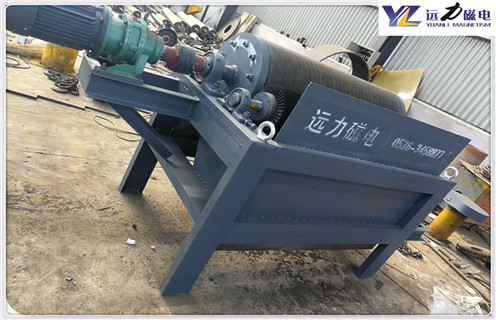 鐵砂礦磁選機(jī)，鐵砂礦磁選機(jī)銷量以及質(zhì)量客戶是如何評(píng)估的？_磁性礦粒鐵礦錳礦干式磁選機(jī)_鐵砂礦磁選機(jī)銷量以及質(zhì)量客戶是如何評(píng)估的？工作視頻皮帶及結(jié)構(gòu)價(jià)格