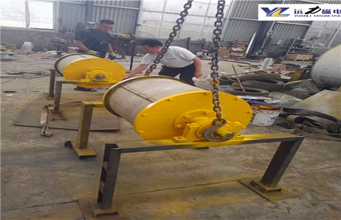 滾筒磁選機(jī)，科技決定滾筒磁選機(jī)更好發(fā)展_鐵礦選礦科技決定滾筒磁選機(jī)更好發(fā)展磁場(chǎng)一般為多少_磁塊如何排列