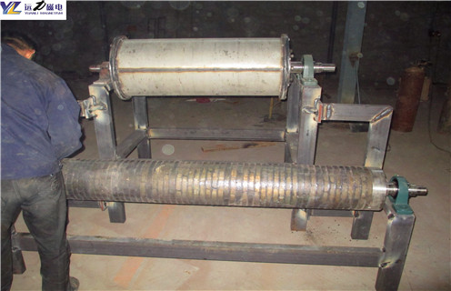 干式磁選機(jī)，干式磁選機(jī)一直在努力發(fā)展_跑礦原因_錳礦干式磁選機(jī)一直在努力發(fā)展一般是多少_生產(chǎn)廠家