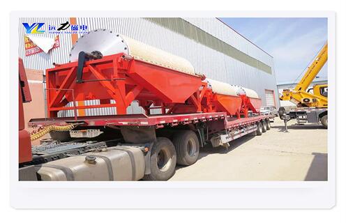 輸送帶式磁選機(jī)，輸送帶式磁選機(jī)的生產(chǎn)要注意細(xì)節(jié)問題_輸送帶式磁選機(jī)的生產(chǎn)要注意細(xì)節(jié)問題磁場一般為多少_磁塊如何排列