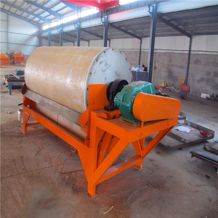 半逆流永磁磁選機(jī)，貴州半逆流型永磁磁選機(jī)_小型貴州半逆流型永磁磁選機(jī)_貴州半逆流型永磁磁選機(jī)視頻價(jià)格 