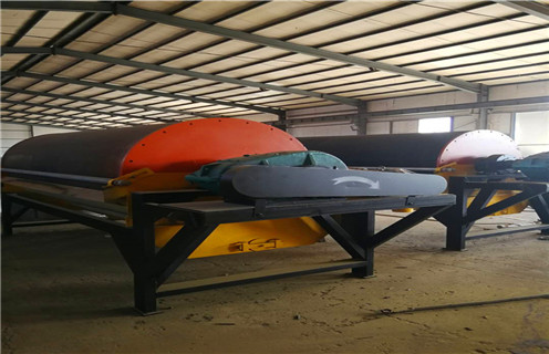 永磁筒式磁選機(jī)，遼寧永磁筒式磁選機(jī)是不是強(qiáng)磁_遼寧永磁筒式磁選機(jī)是不是強(qiáng)磁如何選鐵參數(shù)規(guī)格一般是多少_生產(chǎn)廠家